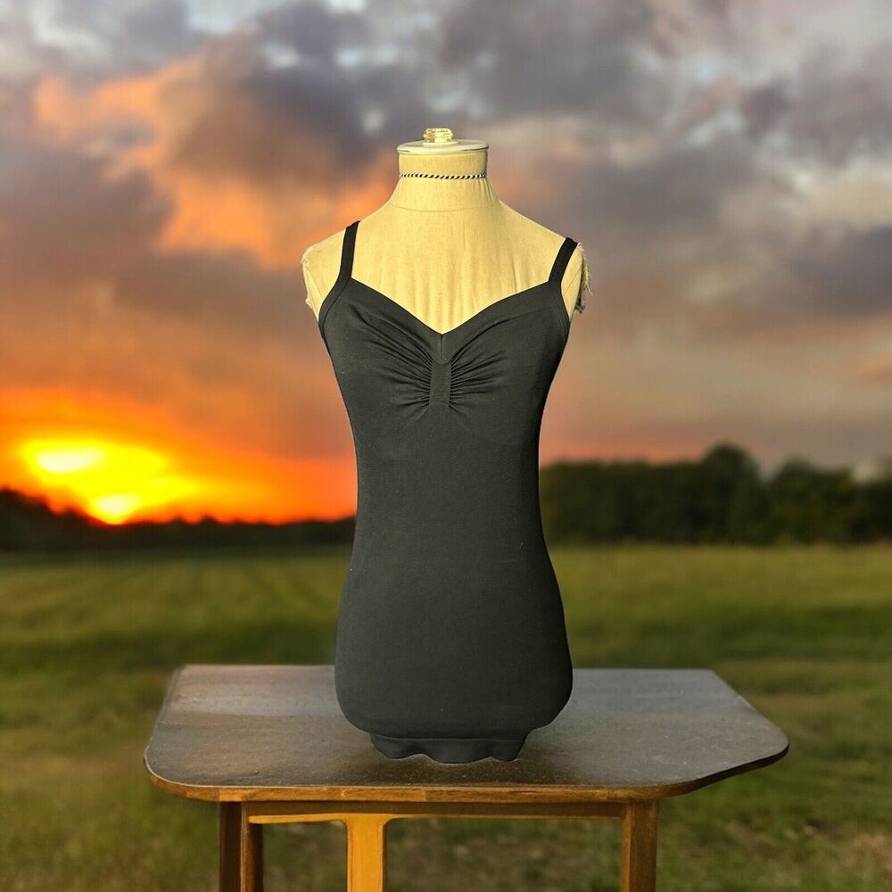 DANCE IN PARIS Black Sleeveless Tank Top Sexy Chic Made in USA Size Small